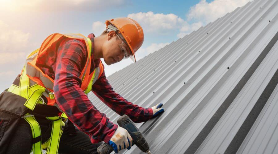 Professional gutter cleaning in Townsville, NC